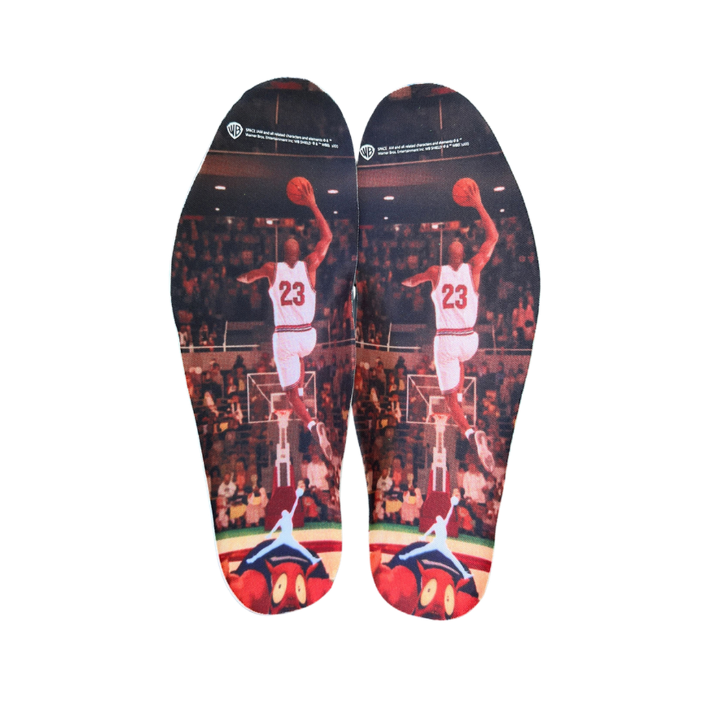 Air Jordan 11 Retro Monstars Green Screen IQ5700-900 Space Jam graphic insoles