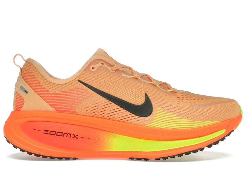 Nike Vomero 18 - Orange (HM6803-700) official stock photo
