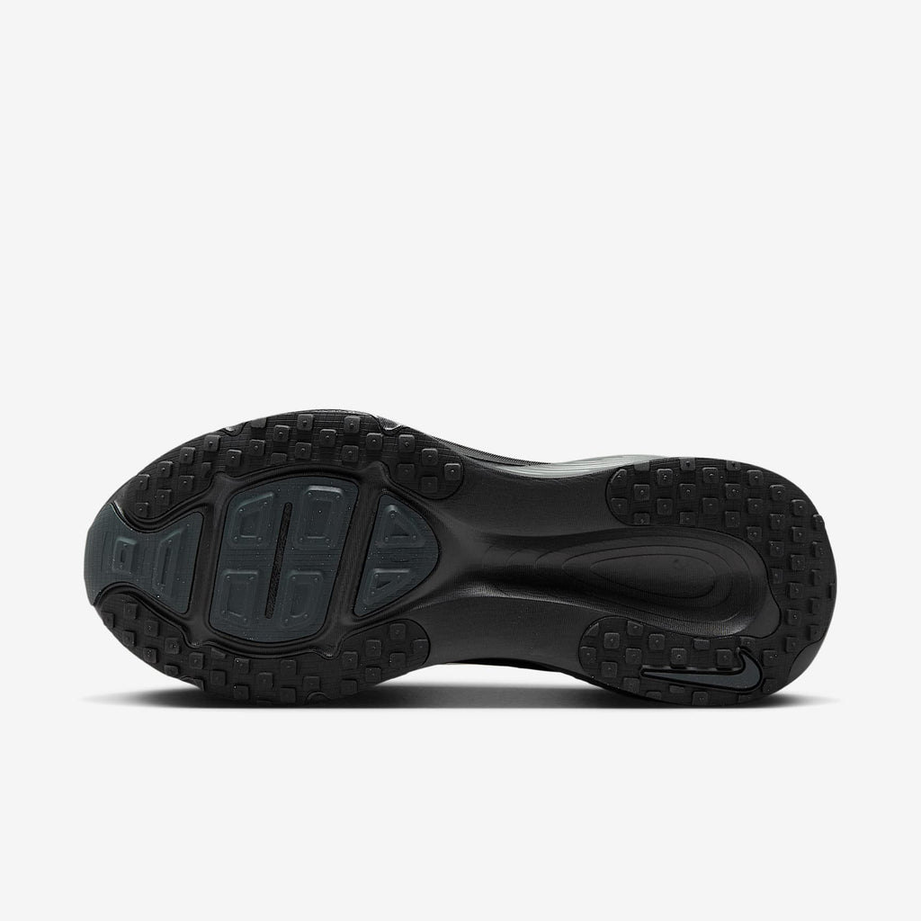 Nike Vomero 18 - Black (HM6803-005) official stock photo