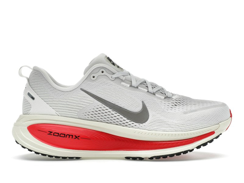 Nike Vomero 18 - Platinum Tint/Siren Red (HM6803-001) official stock photo