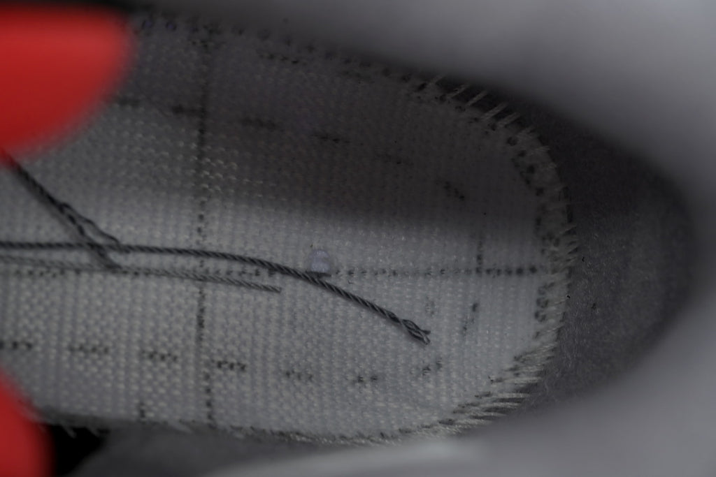 Air Jordan 4 "Bred" IX8180-001