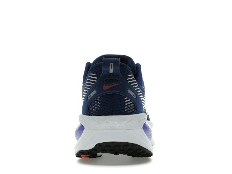 Nike Vomero 18 - Blue/White (HM6803-401) official stock photo