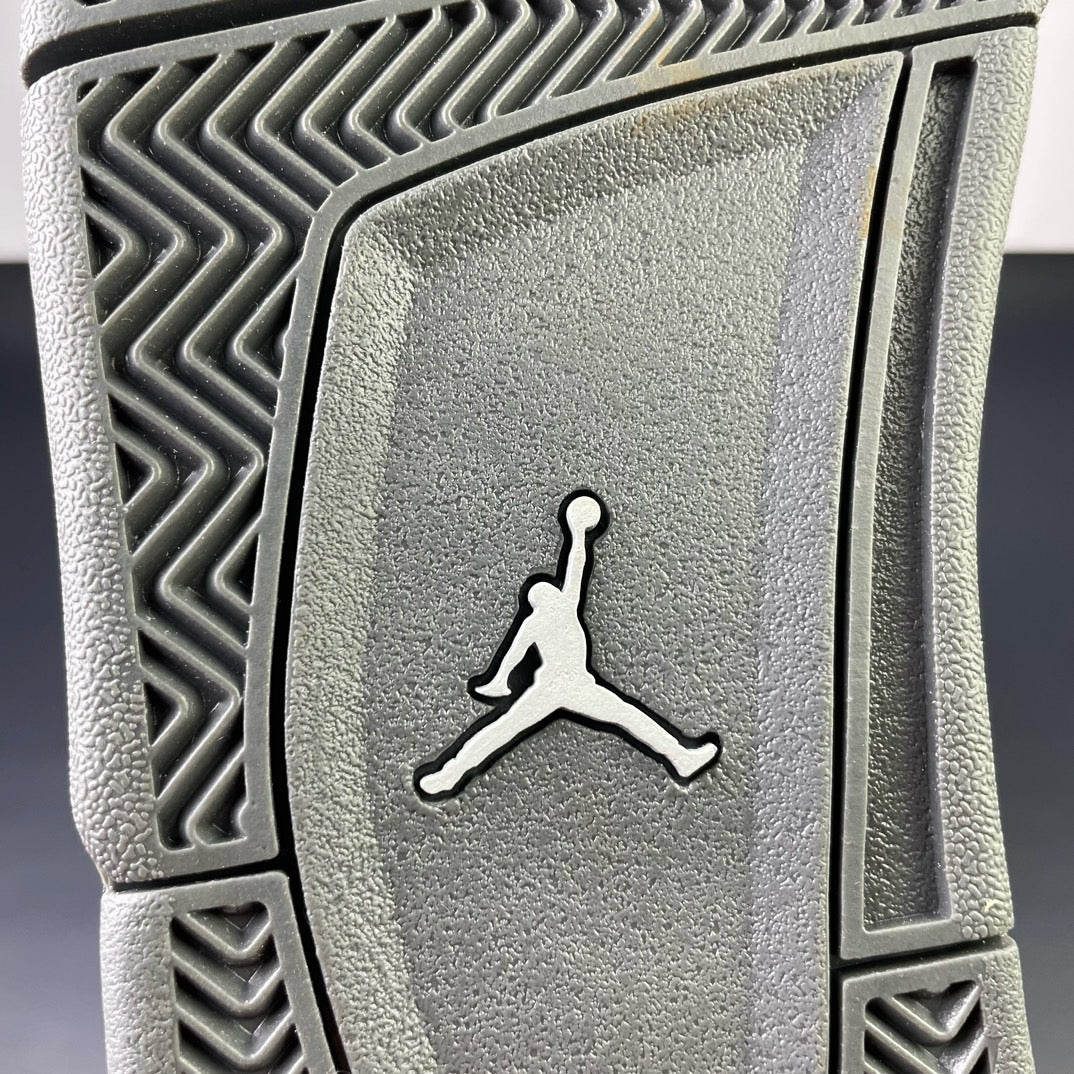 Air Jordan 4 Retro SE "Wet Cement" — Men's