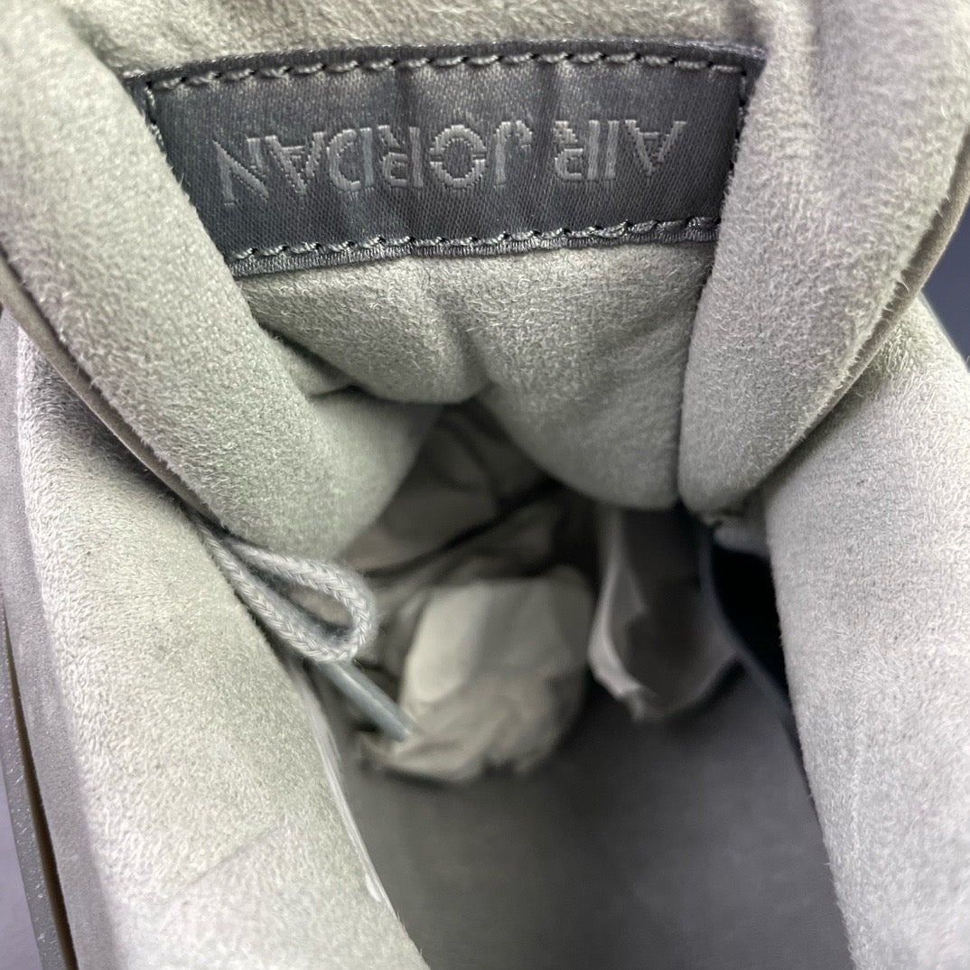 Air Jordan 4 Retro SE "Wet Cement" — Men's