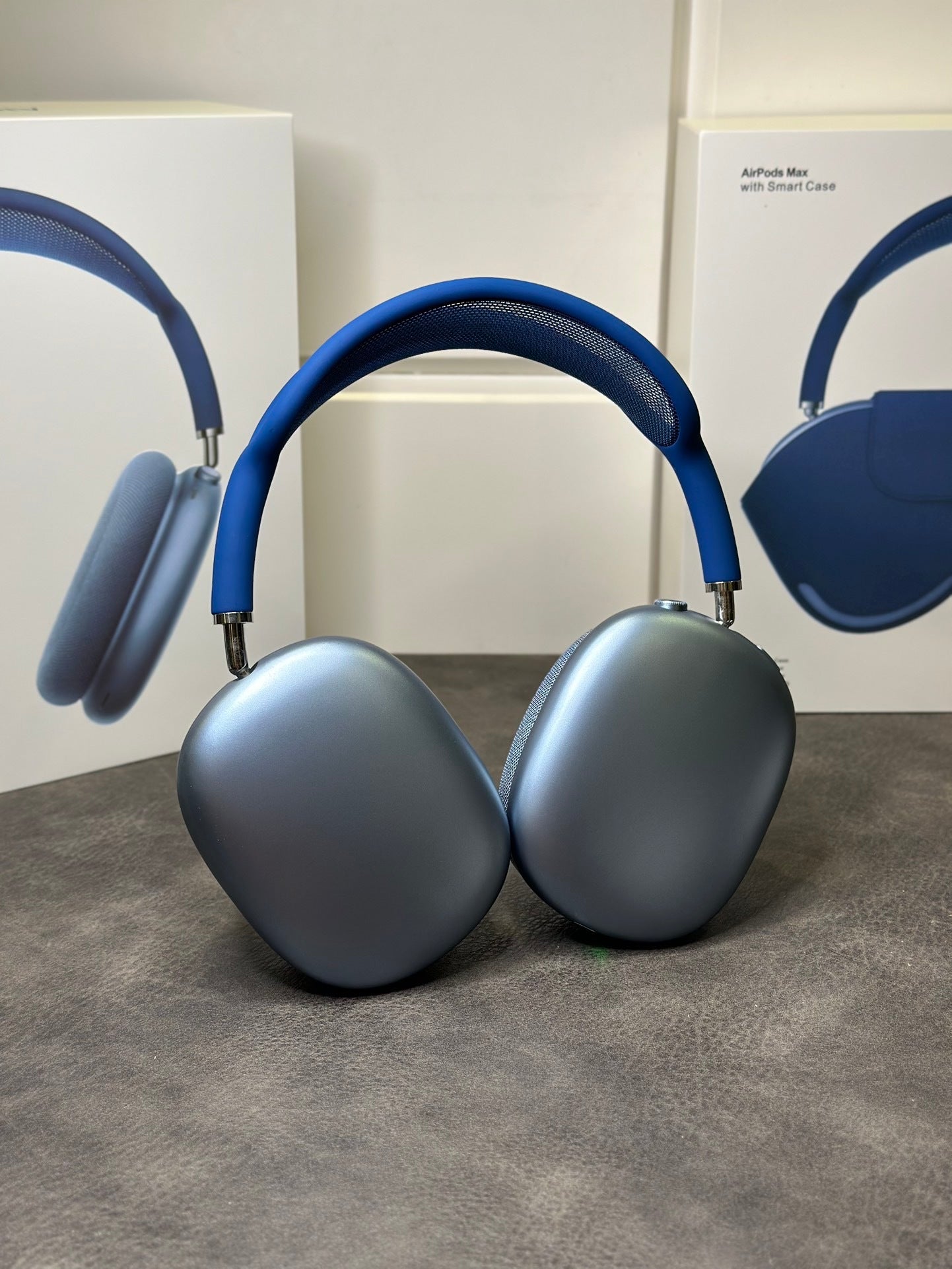 Apple AirPods Max 2