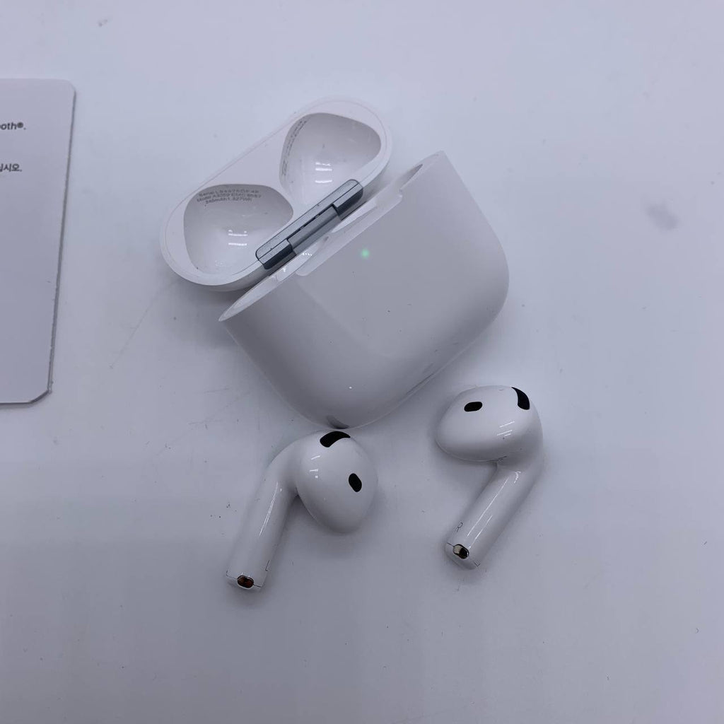 Apple AirPods 4 (Standard/ with Active Noise Cancellation)