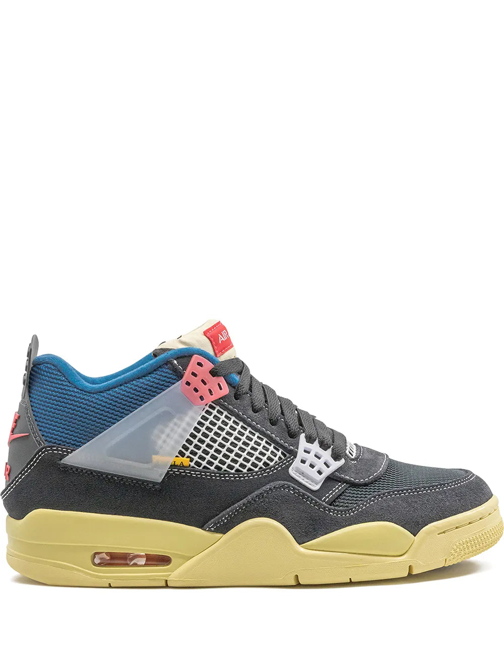 Union LA x Air Jordan 4 Retro SP 'Off Noir' side view