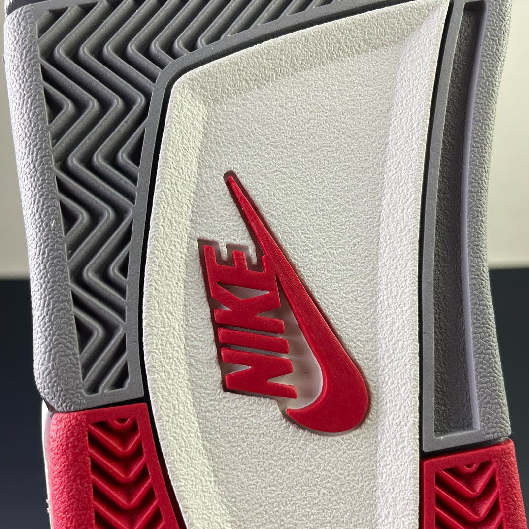 Air Jordan 4 Retro "Bred Reimagined" (2024) — Men's