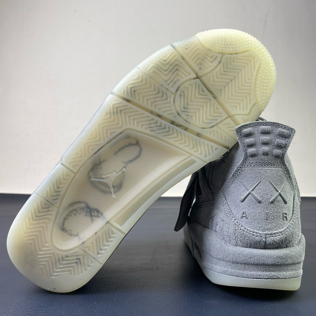 KAWS x Air Jordan 4 "Cool Grey"
