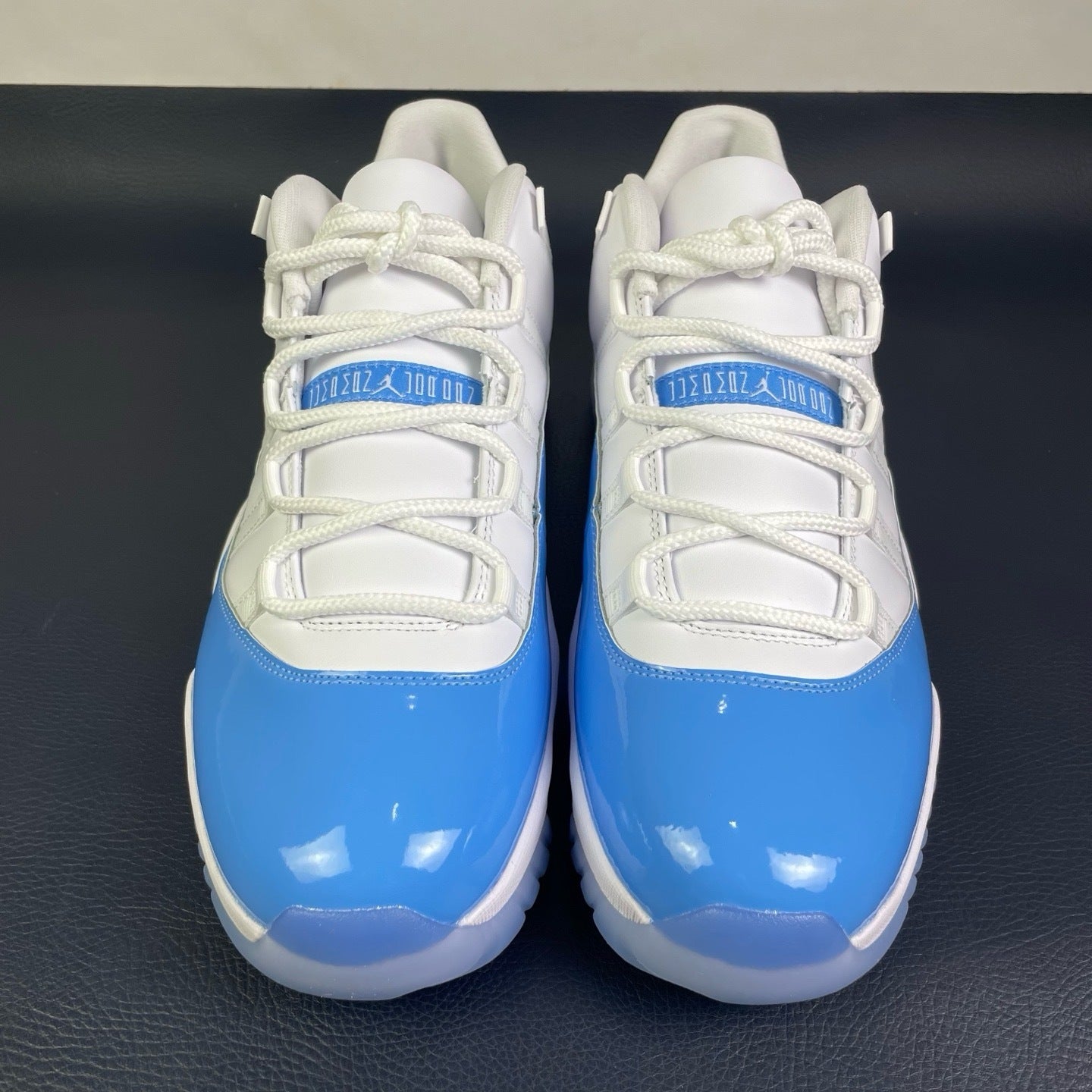 Air Jordan 11 Low "UNC" (2026) — Men's