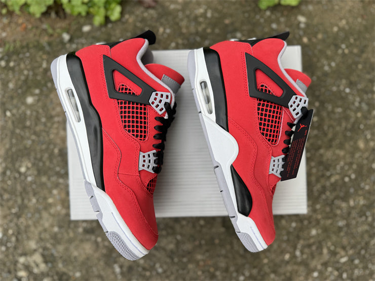 Air Jordan 4 Retro "Toro Bravo" (2026) FQ8138-600