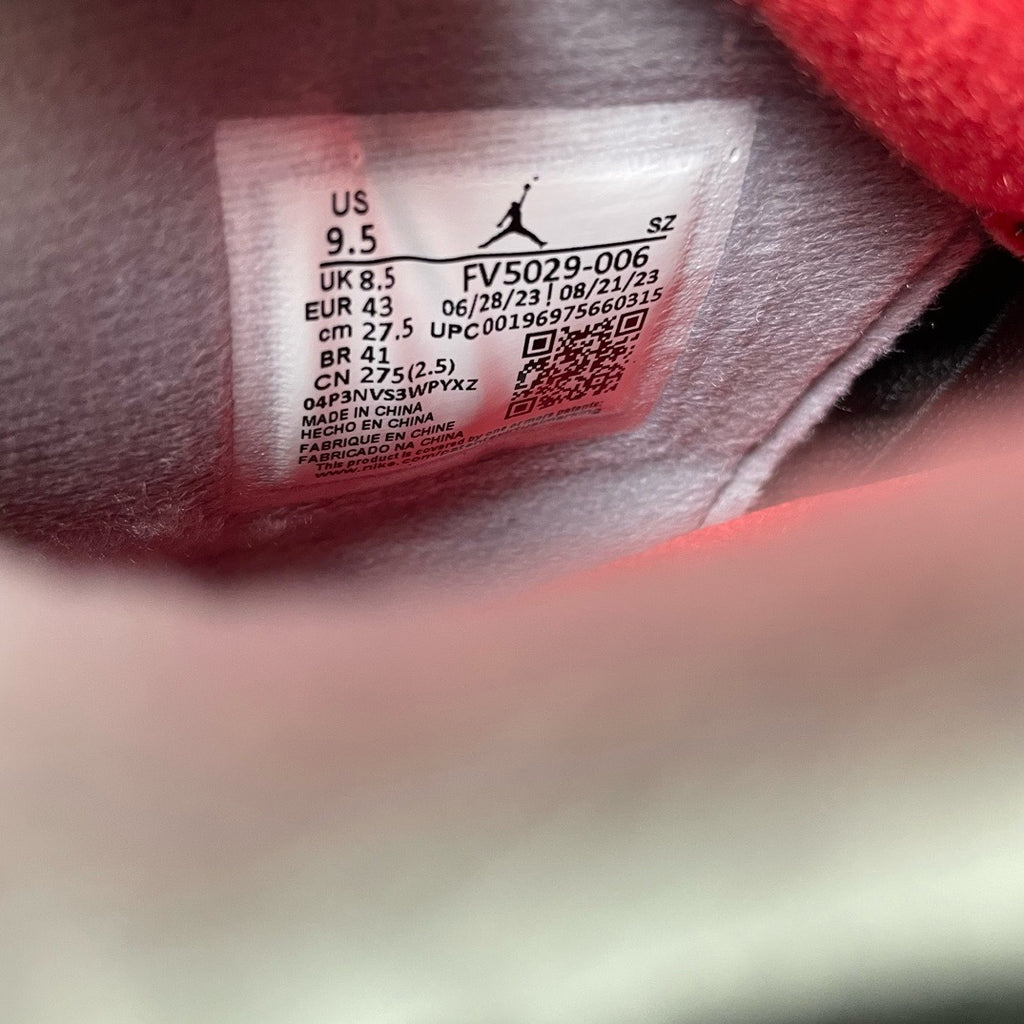 Air Jordan 4 Retro "Bred Reimagined" (2024) — Men's