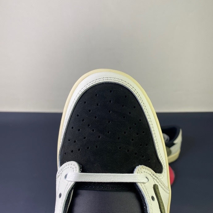 Travis Scott x Air Jordan 1 Low "Olive"