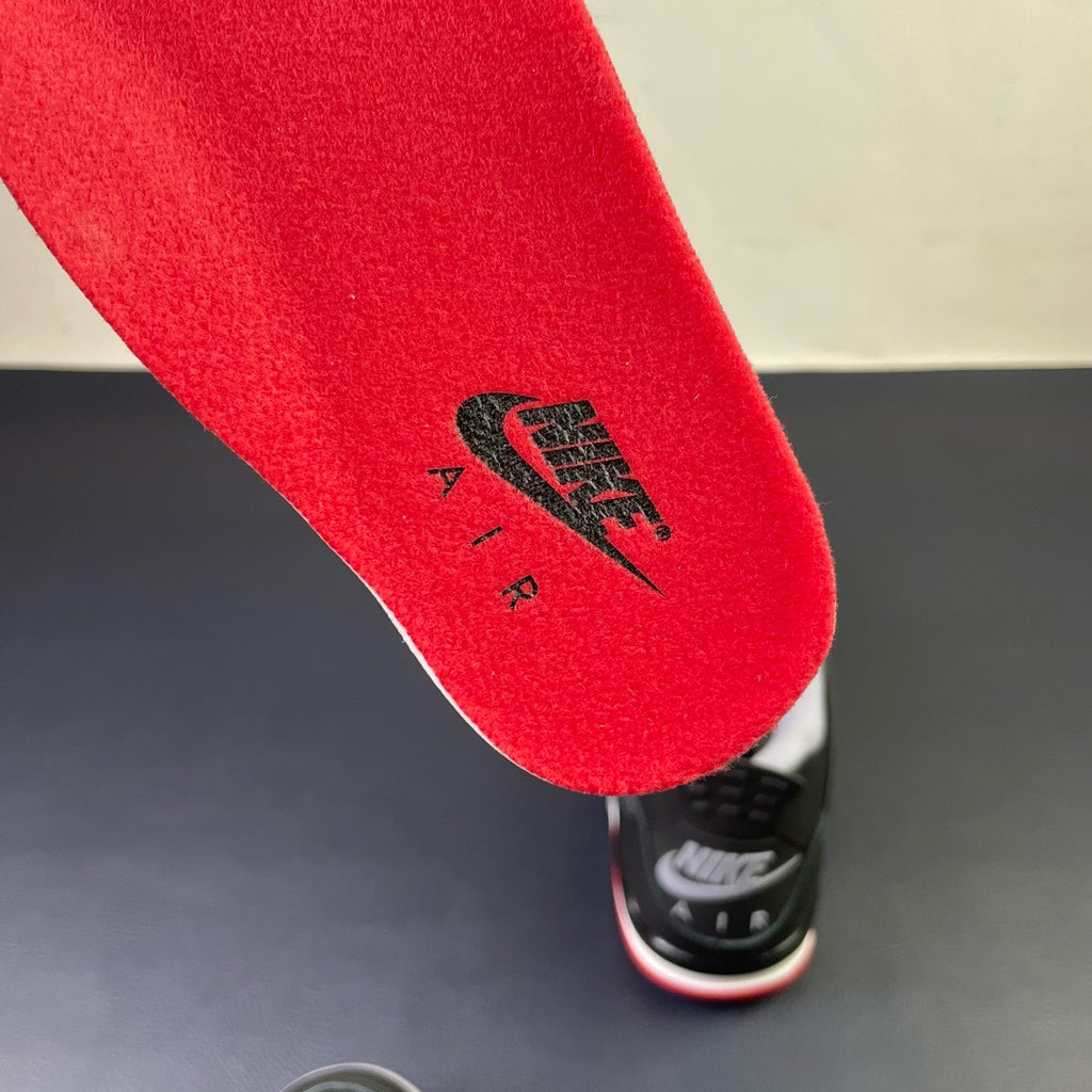 Air Jordan 4 Retro "Bred Reimagined" (2024) — Men's