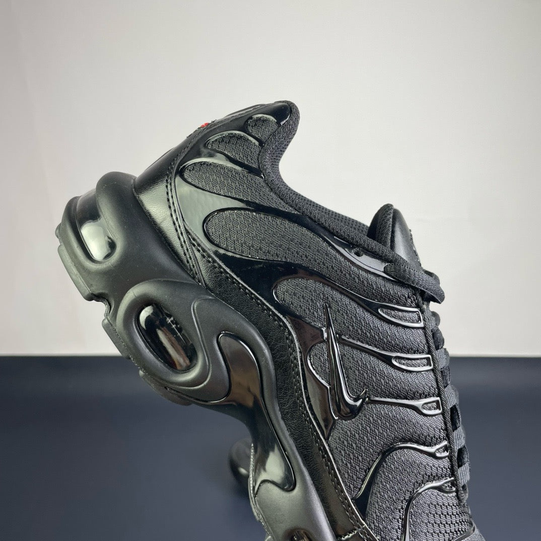Nike Air Max Plus "Black" — Men's