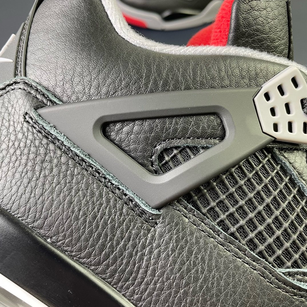 Air Jordan 4 Retro "Bred Reimagined" (2024) — Men's