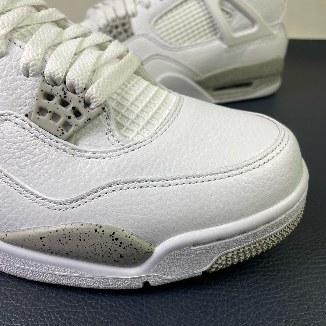 Air Jordan 4 Retro "White Oreo" — Men's