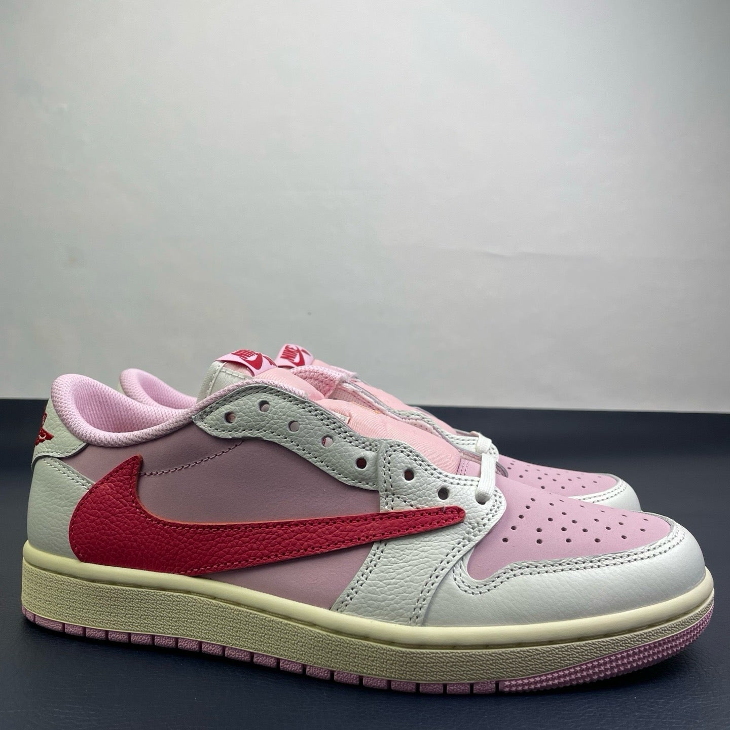 Travis Scott Air Jordan 1 Low Sail Tropical Pink IQ7604-101 Women's Sneakers