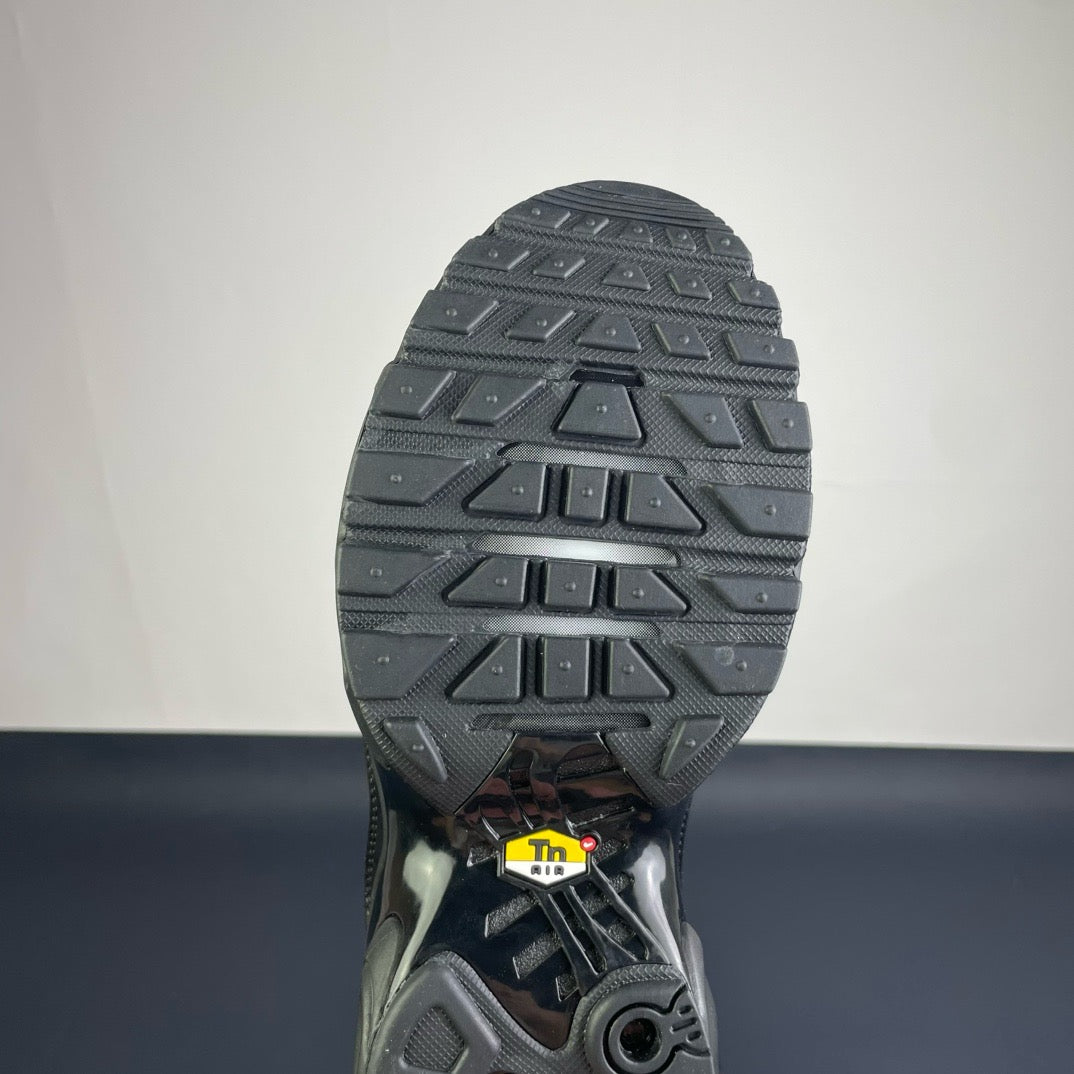 Nike Air Max Plus "Black" — Men's
