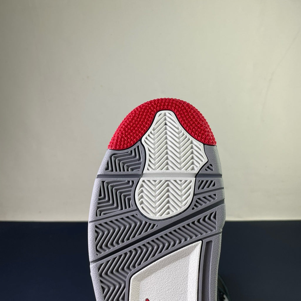 Air Jordan 4 Retro "Bred Reimagined" (2024) — Men's