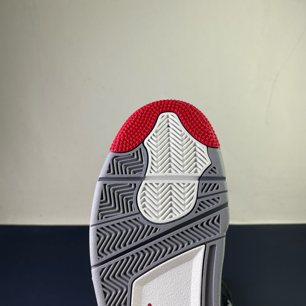 Air Jordan 4 Retro "Bred Reimagined" (2024) — Men's