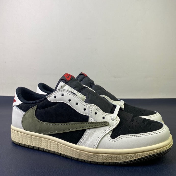 Travis Scott x Air Jordan 1 Low "Olive"
