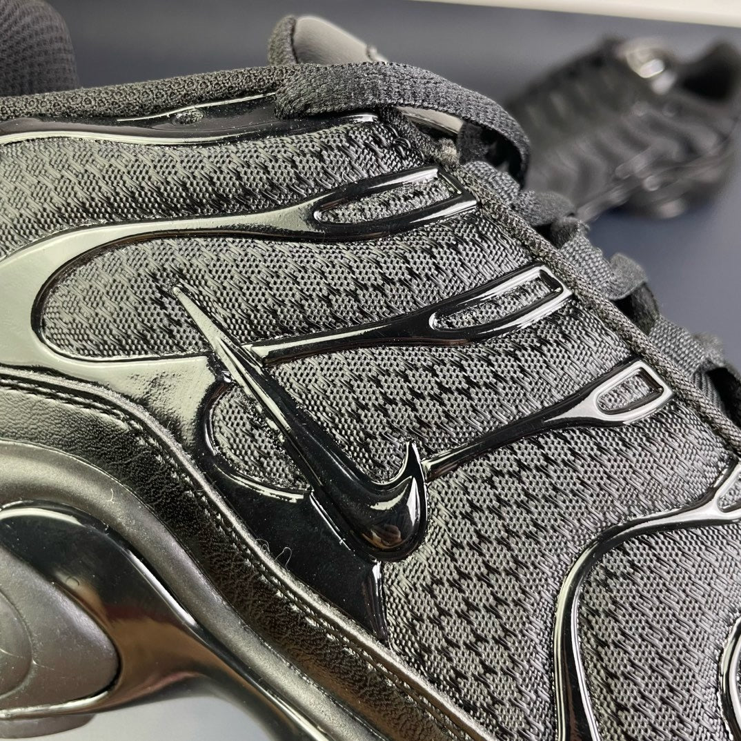 Nike Air Max Plus "Black" — Men's