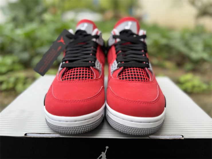 Air Jordan 4 Retro "Toro Bravo" (2026) FQ8138-600