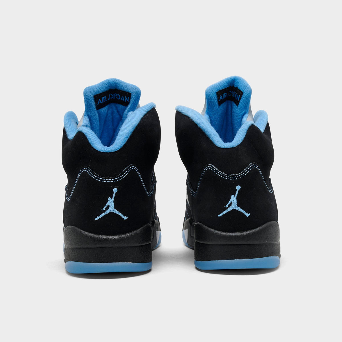 Air Jordan 5 Retro "Black University Blue" (2026) DD0587-008