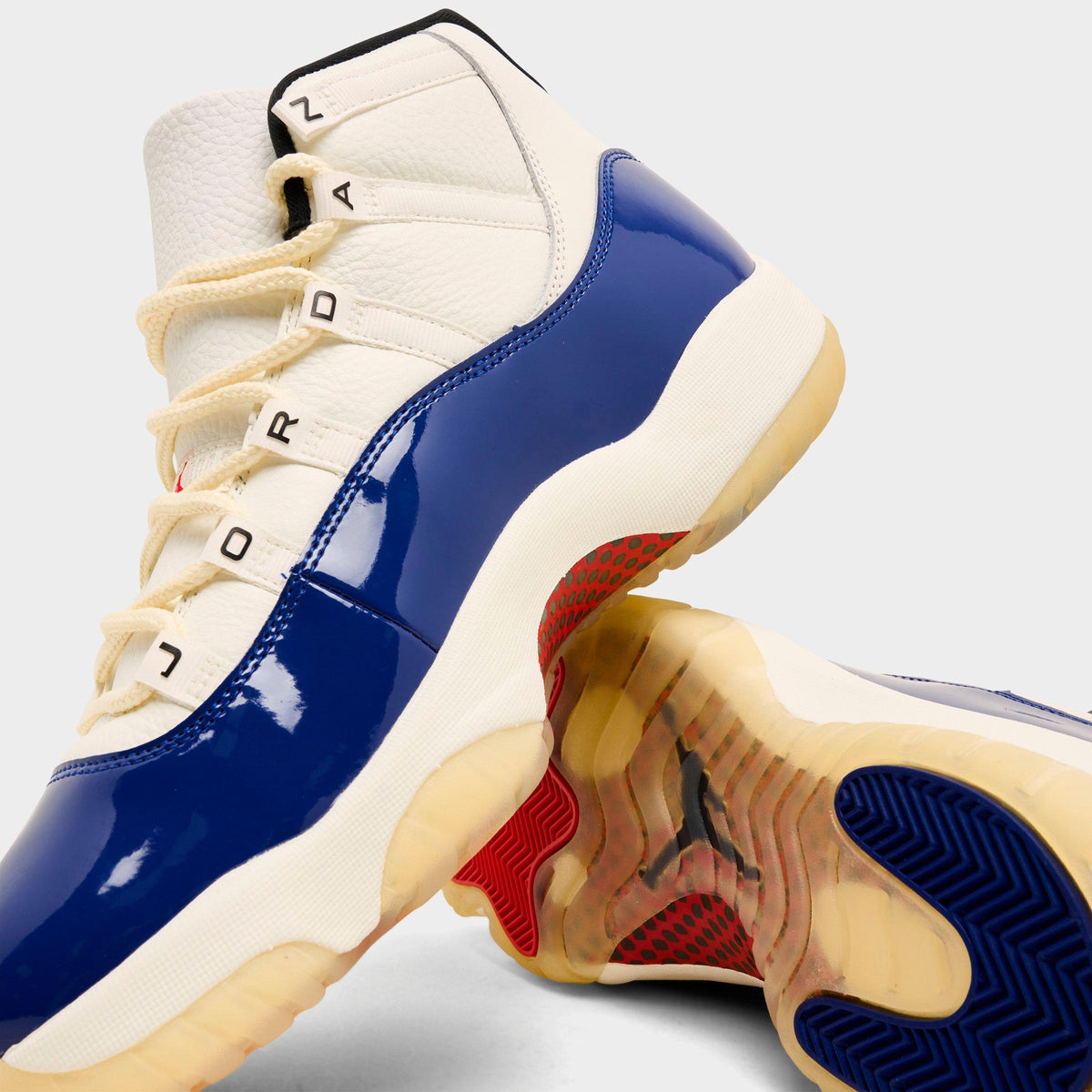 Air Jordan 11 Retro "Rare Air" (2025) IH0296-400 — Men's