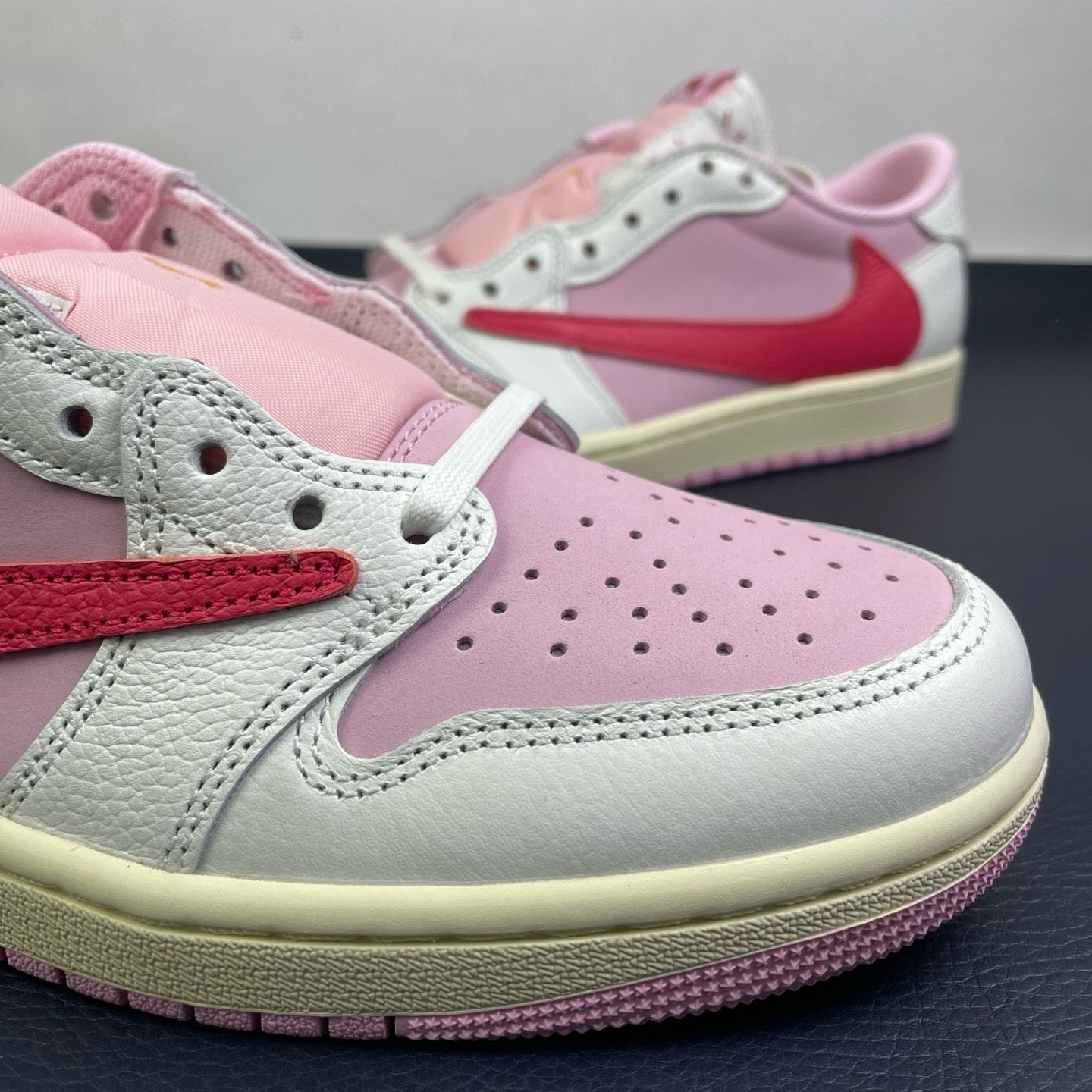 Travis Scott Air Jordan 1 Low Sail Tropical Pink IQ7604-101 Women's Sneakers