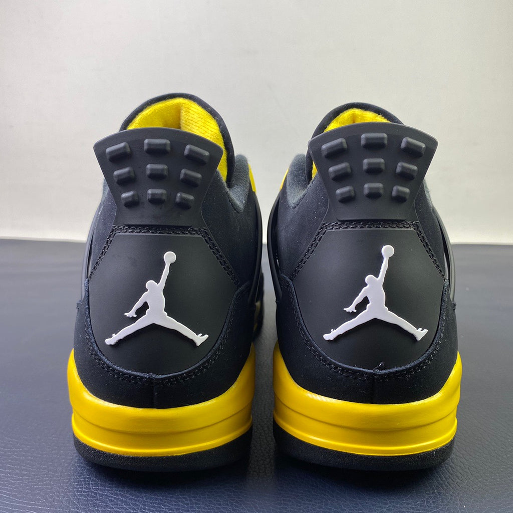 Air Jordan 4 Retro "Thunder" (2023) — Men's