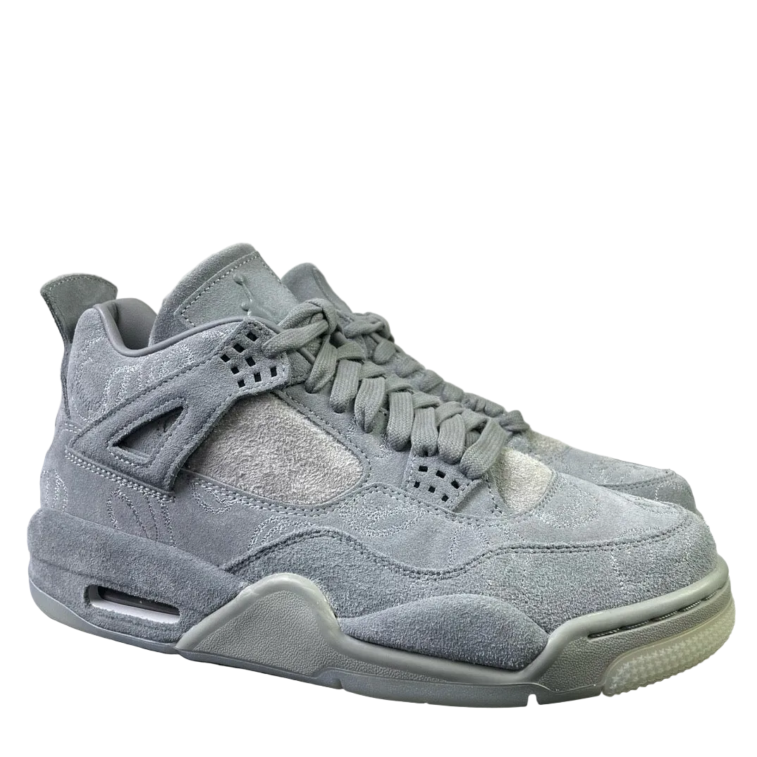 KAWS x Air Jordan 4 "Cool Grey"