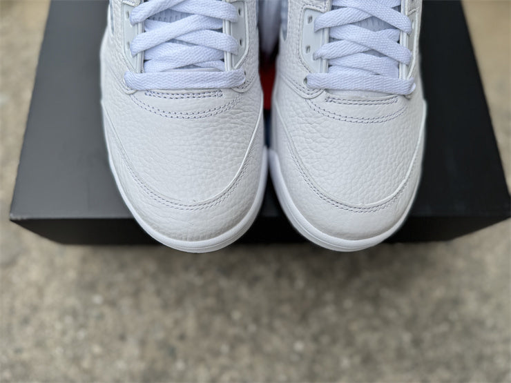 Air Jordan 5 Retro OG "White Metallic" (2026) — Men's