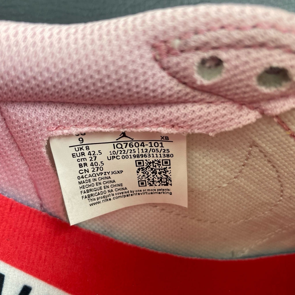 Travis Scott Air Jordan 1 Low Sail Tropical Pink IQ7604-101 Women's Sneakers