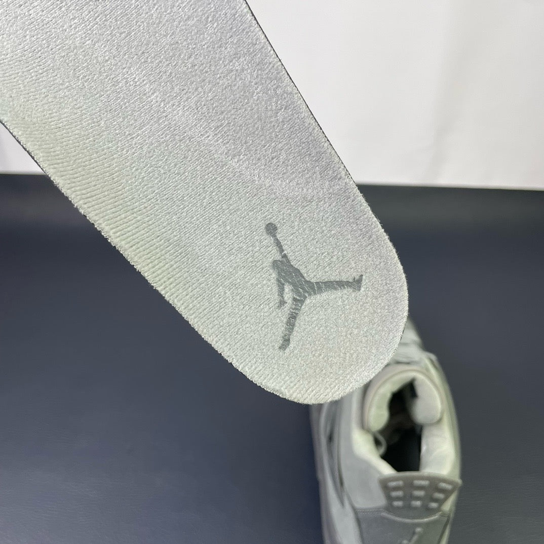 Air Jordan 4 Retro SE "Wet Cement" — Men's