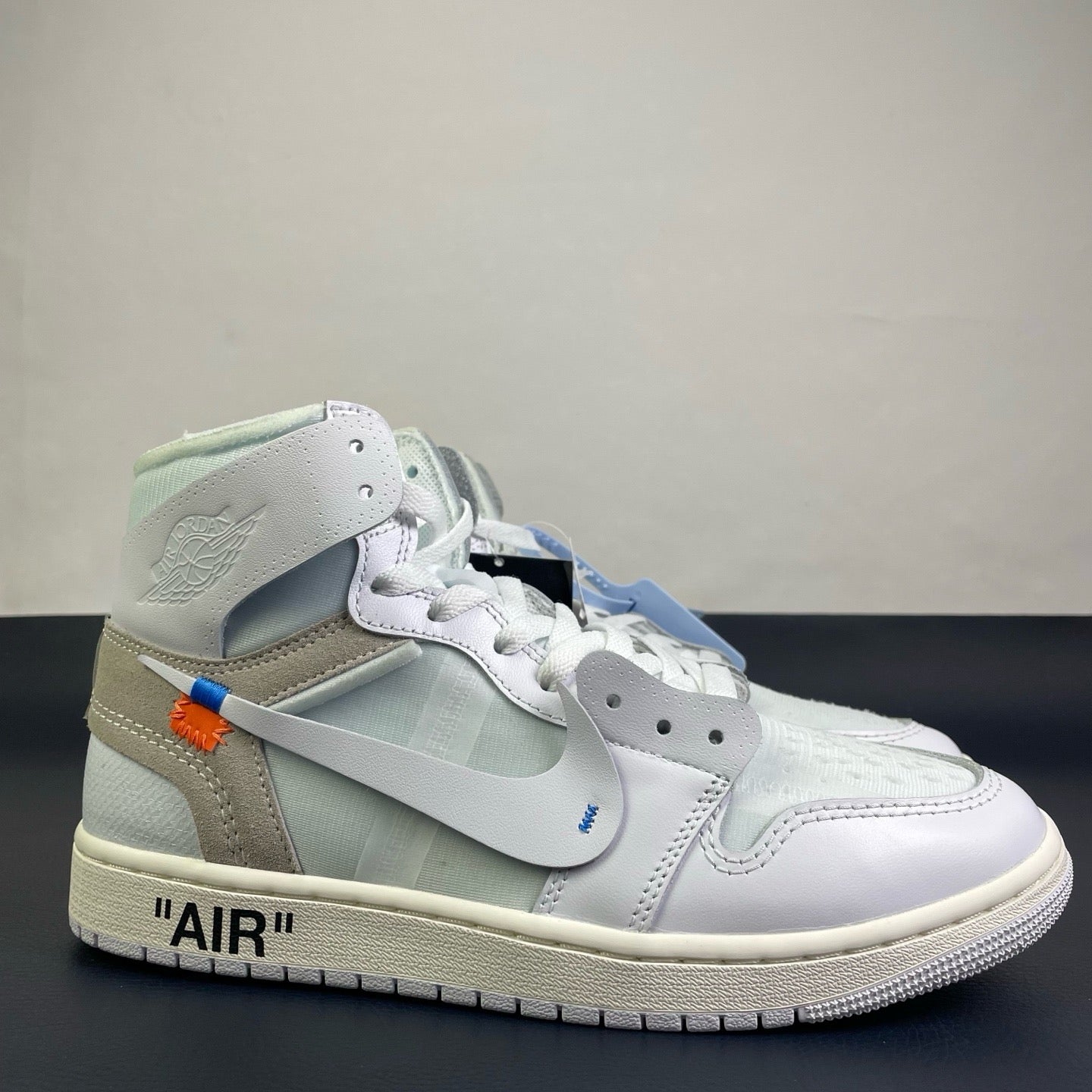 Virgil Abloh Archive™ x Air Jordan 1