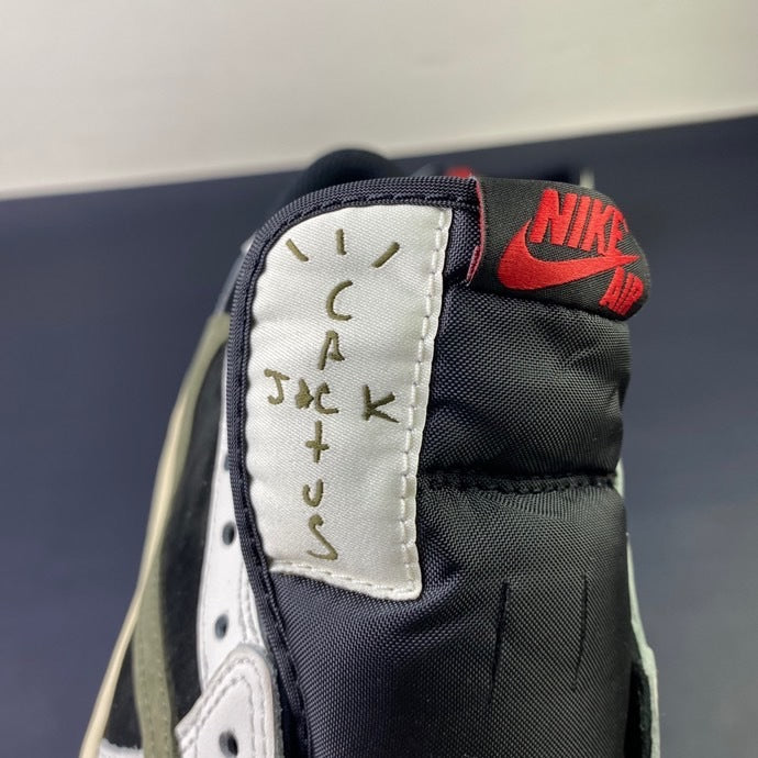 Travis Scott x Air Jordan 1 Low "Olive"