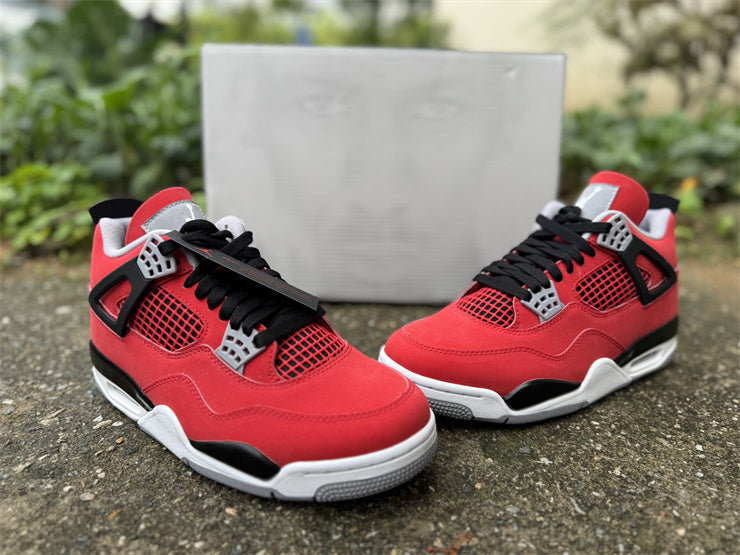 Air Jordan 4 Retro "Toro Bravo" (2026) FQ8138-600