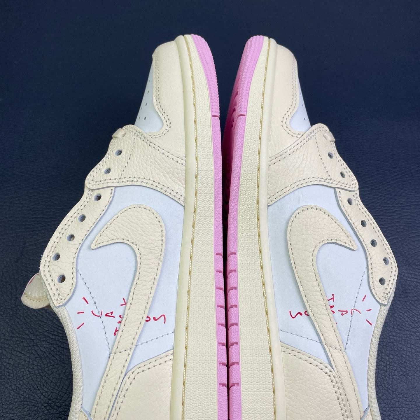 Travis Scott Air Jordan 1 Low Shy Pink IQ7604-100 | LabXSupply