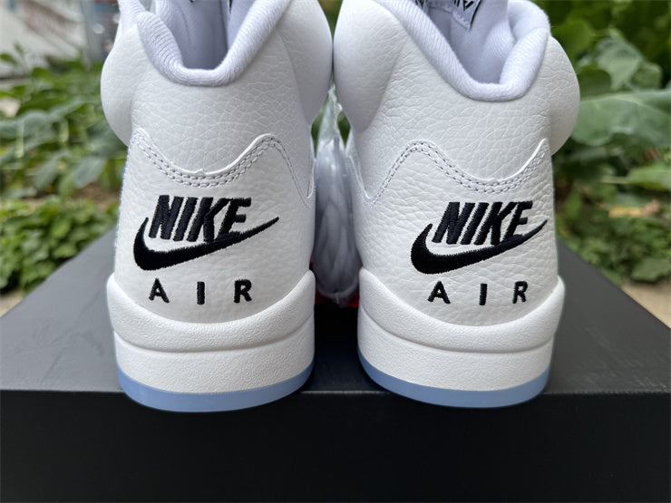 Air Jordan 5 Retro OG "White Metallic" (2026) — Men's