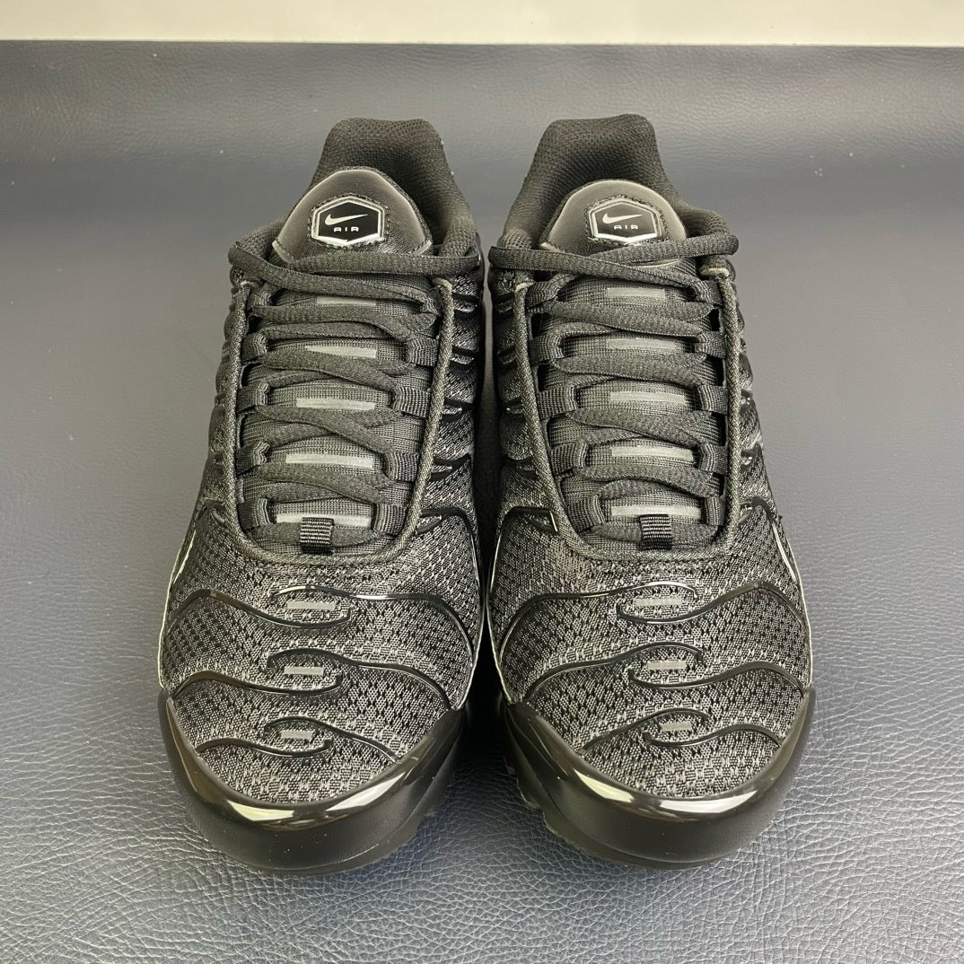 Nike Air Max Plus "Black" — Men's