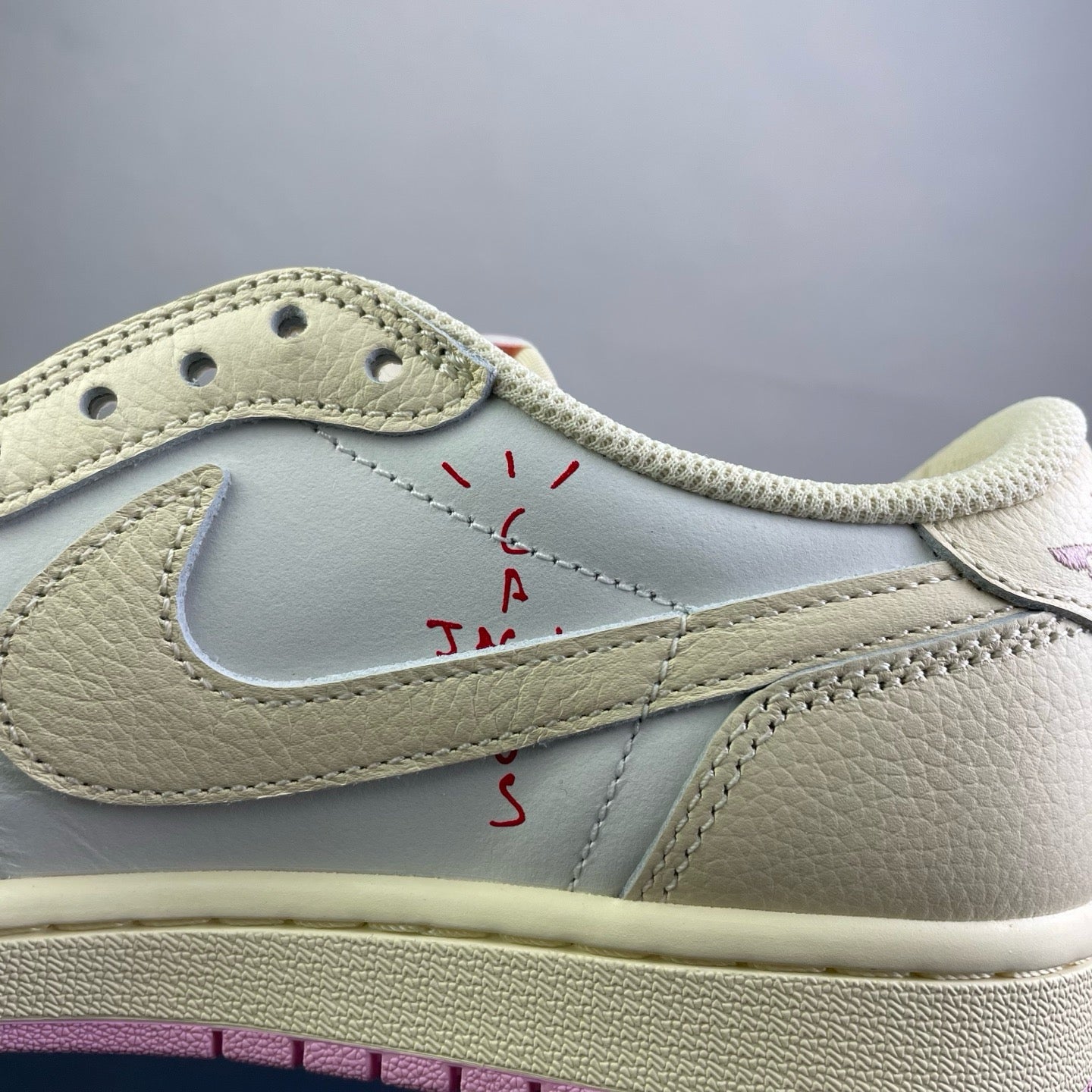 Travis Scott Air Jordan 1 Low Shy Pink IQ7604-100 Women's Sneakers