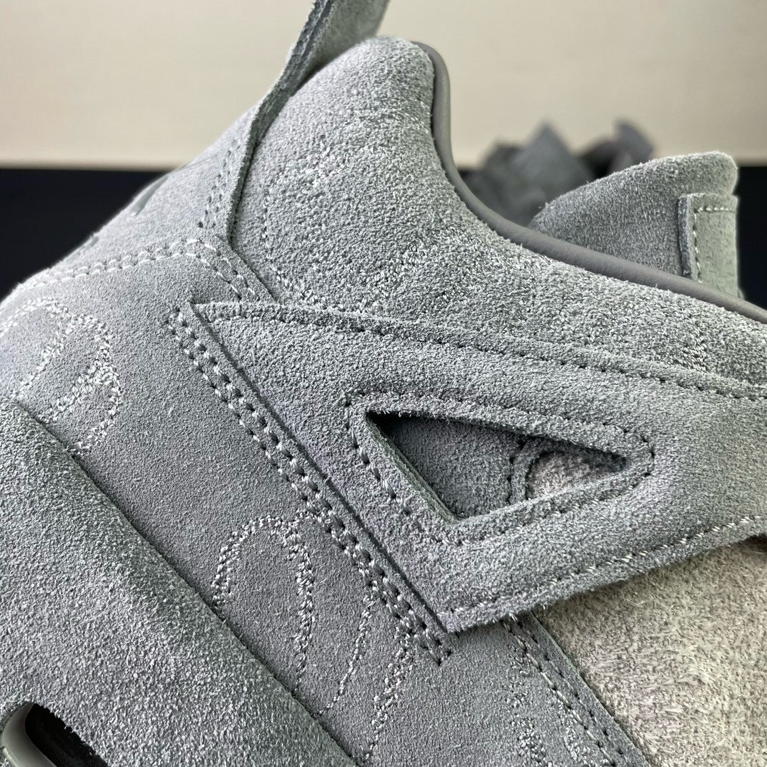 KAWS x Air Jordan 4 "Cool Grey"