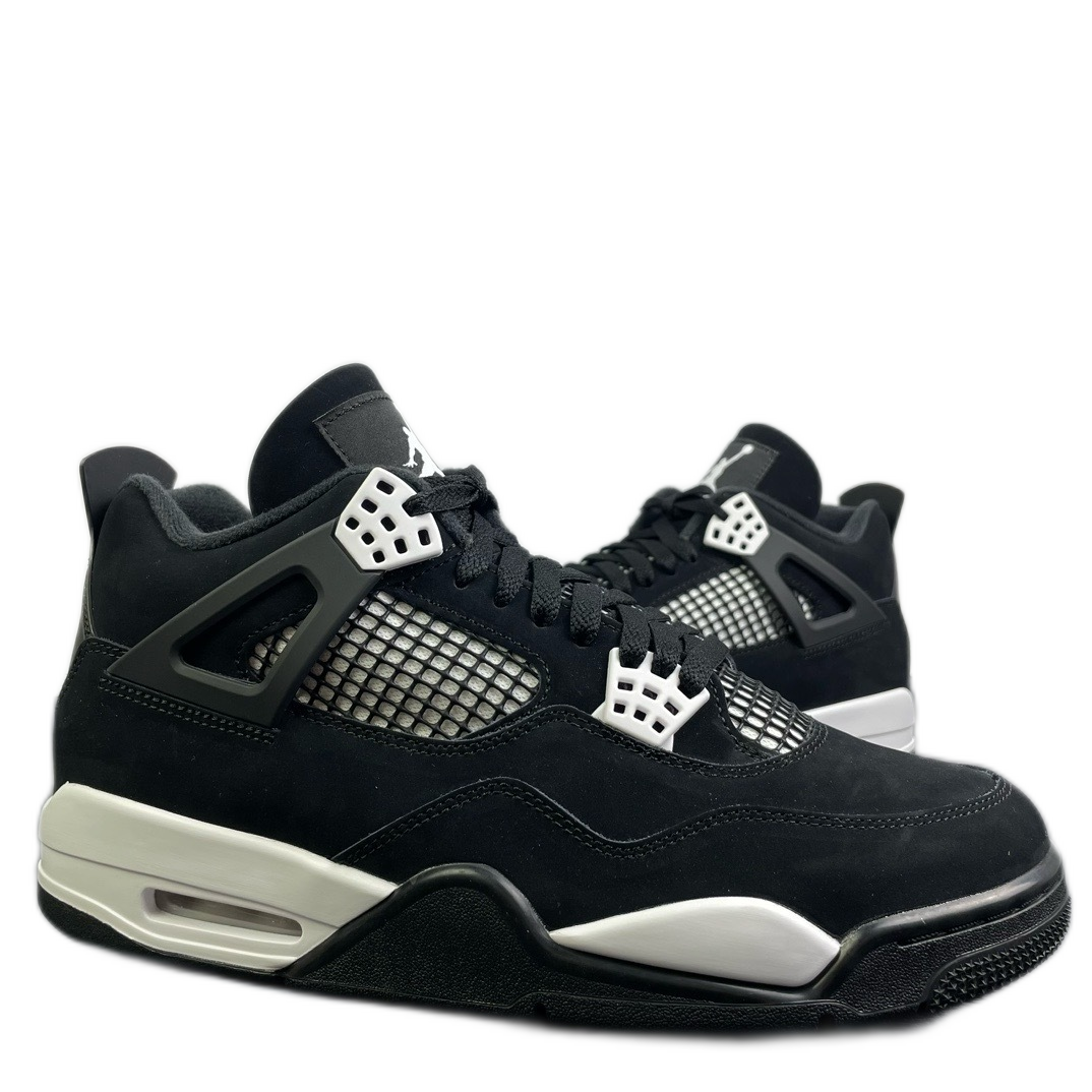 Air Jordan 4 Retro White Thunder (2024)