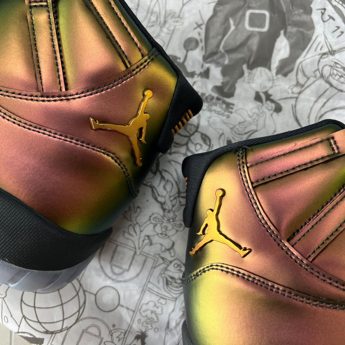 Air Jordan 11 Retro Magic Ball IZ1800-200