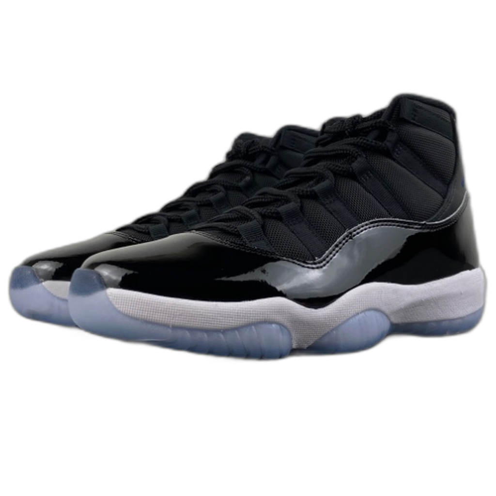 Air Jordan 11 Retro Space Jam 2026